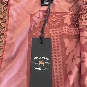 Idyllwind Miranda Lambert Women’s Rose Dancer Fringe Shawl Tooled Design